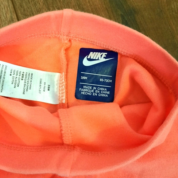 5-Piece Baby Nike Set - Picture 6 of 6